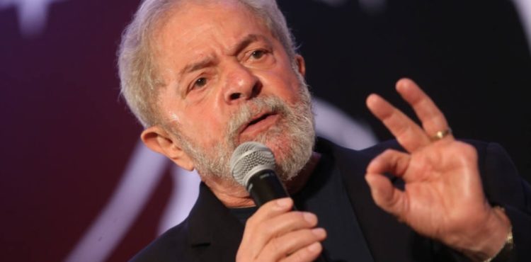 Moro marca depoimento de Lula no processo sobre sítio de Atibaia