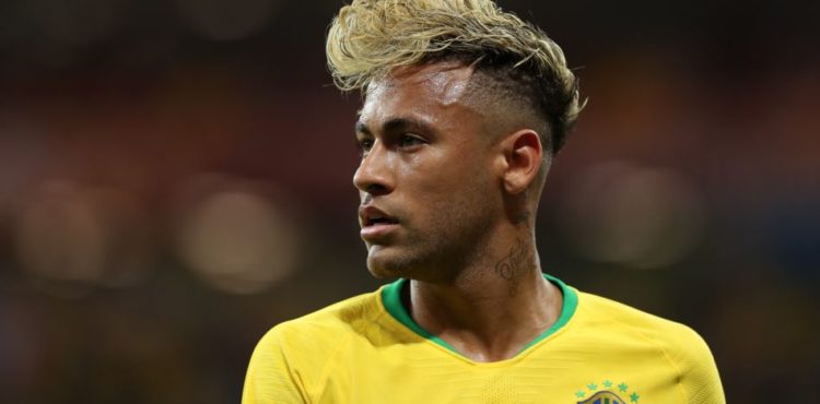 Neymar diz estar bem e espera exibição ‘muito melhor’