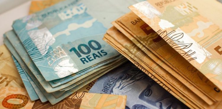 Parlamentares defendem ampliação de auxílio no valor R$600 por mais tempo