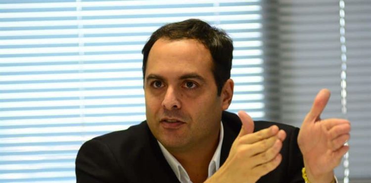 ‘Não vou entrar na rinha do senador Fernando’, diz Paulo Câmara sobre críticas de FBC