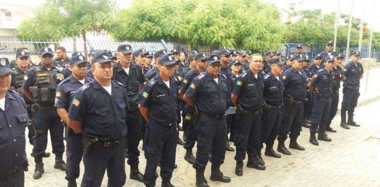 Carnaval de Petrolina tem esquema de segurança reforçado com estagiários da Guarda Municipal