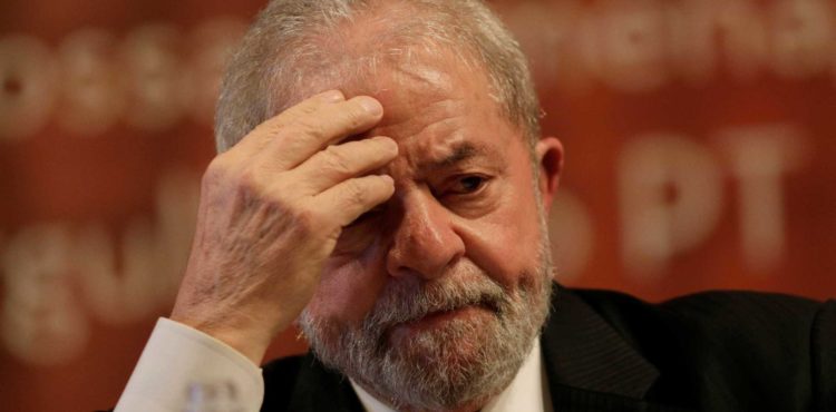 Placar de 3 a 0 contra Lula no TRF limita recursos e encurta fases para eventual prisão