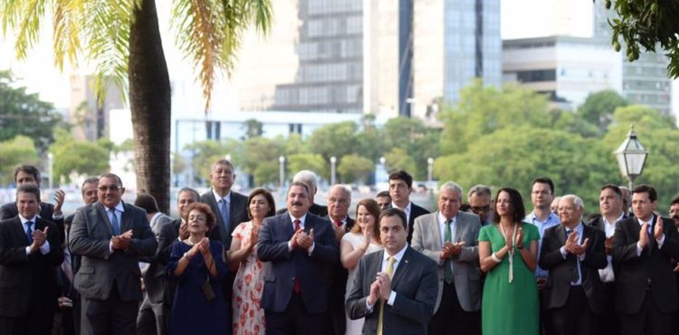 Secretários do Governo Paulo Câmara tomam posse em Pernambuco