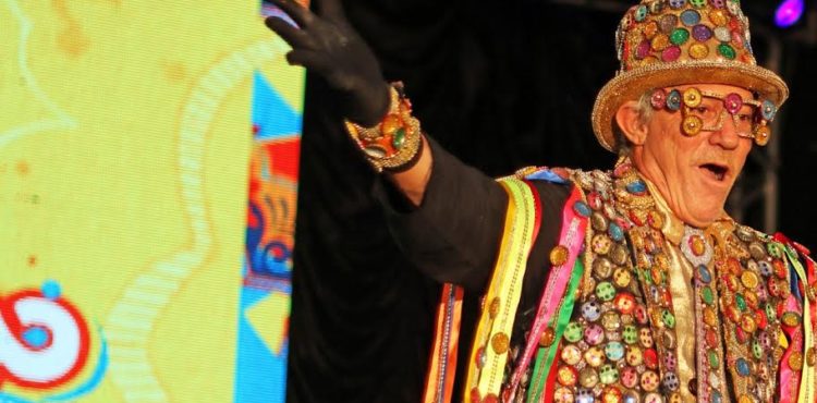Carnaval solidário: Baile Municipal vai arrecadar fraldas geriátricas para doações em Petrolina