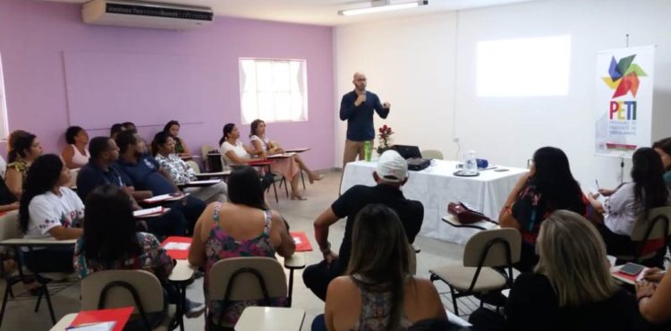 SEDES capacita equipes que atuam no combate ao trabalho infantil em Juazeiro