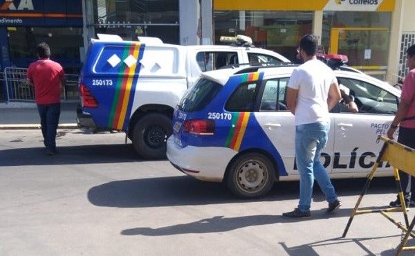 Mulher é assaltada no centro de Petrolina