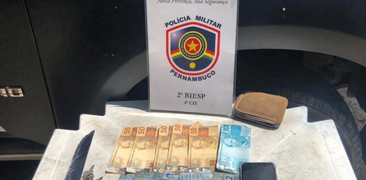 Assaltante é capturado em Petrolina com Iphone e dinheiro roubados