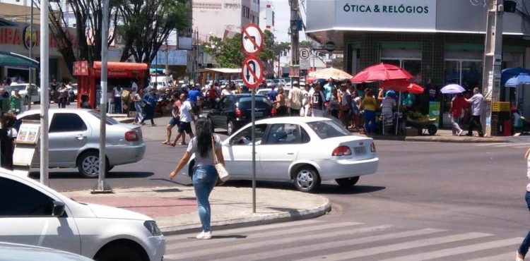 Comércio funcionará com horário estendido para compras de fim de ano em Pernambuco