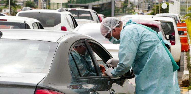 Anticorpos contra Covid-19 continuam em alta 5 meses após infecção, diz novo estudo