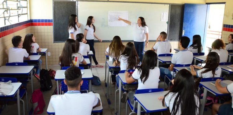 Decreto que suspende aulas presenciais em Pernambuco acaba nesta segunda-feira (31)