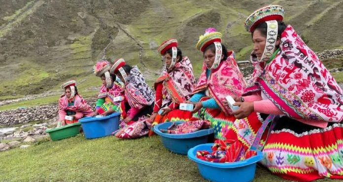 Empresa cria sabão que “come” a poluição e limpa água dos rios Empresa cria sabão que “come” a poluição e limpa água dos rios