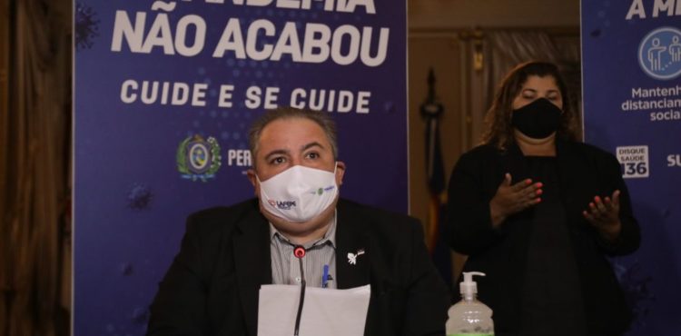 Governo de Pernambuco declara apoio a municípios que tomarem medidas para inibir escolha de vacinas