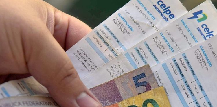 Brasileiro deve pagar a conta da escassez até 2025, dizem especialistas