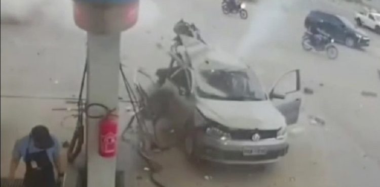 Cilindro de gás explode quando veículo era abastecido em Fortaleza