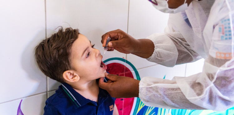 Vacina contra a poliomielite continua sendo disponibilizadas em UBSs de Juazeiro