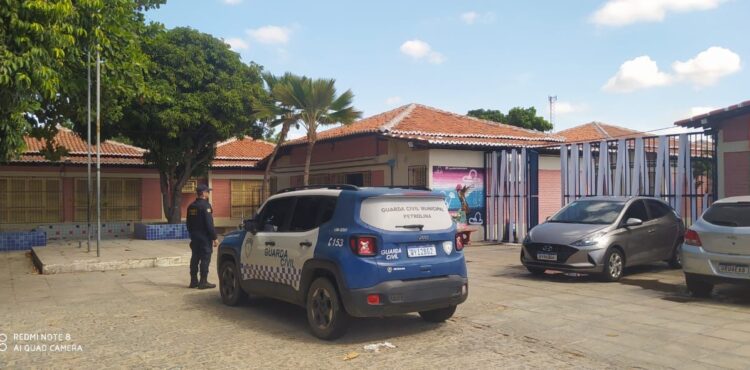 Guarda Civil de Petrolina mantém cronograma de rondas nas escolas municipais 
