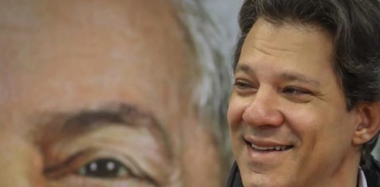 Garantir candidatura de Lula será difícil, mas não jogaremos a toalha, diz Haddad