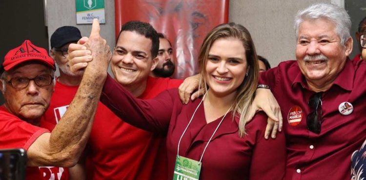 Petistas de Pernambuco decidem manter candidatura de Marília Arraes