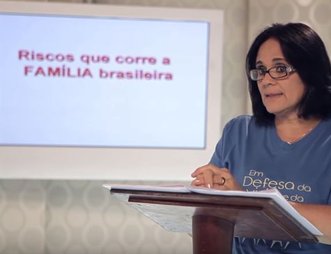 Ministra de Direitos Humanos diz que ‘mulher nasceu para ser mãe’ e ideologia de gênero ‘é morte’