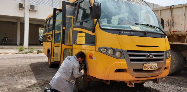 CSTT inicia vistoria em transportes escolares de Juazeiro