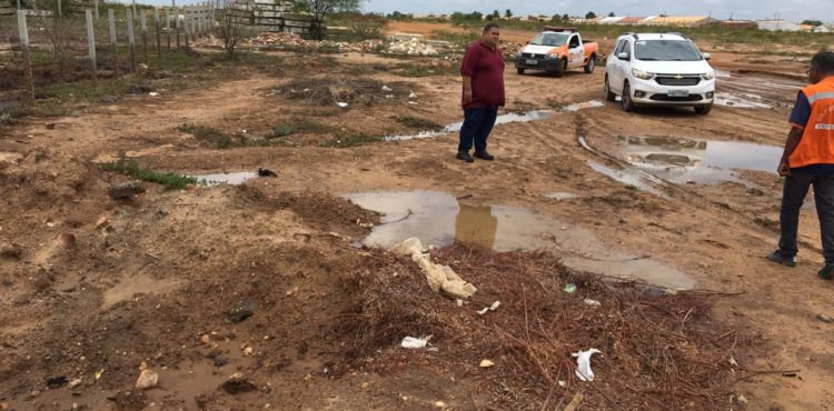 Prefeitura realiza intervenções nos bairros atingidos pelas chuvas em Petrolina