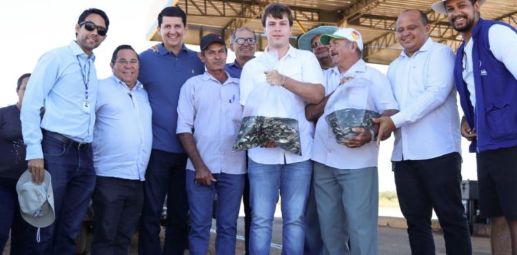 Miguel Coelho lança programa de peixamento em barragens do interior de Petrolina