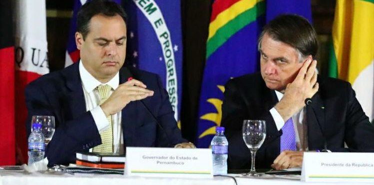 Bolsonaro vai a NY e Paulo Câmara também