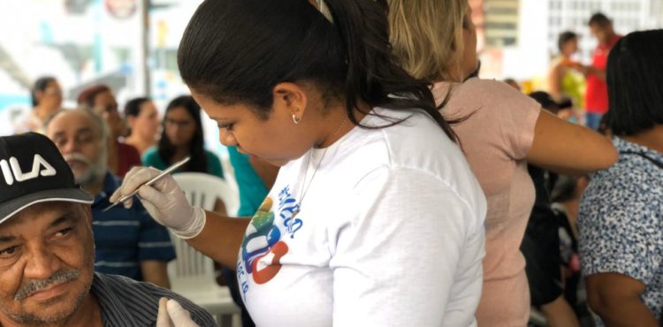 Parceria entre prefeitura e Hospital de Olhos garante exames gratuitos para pacientes diabéticos em Petrolina