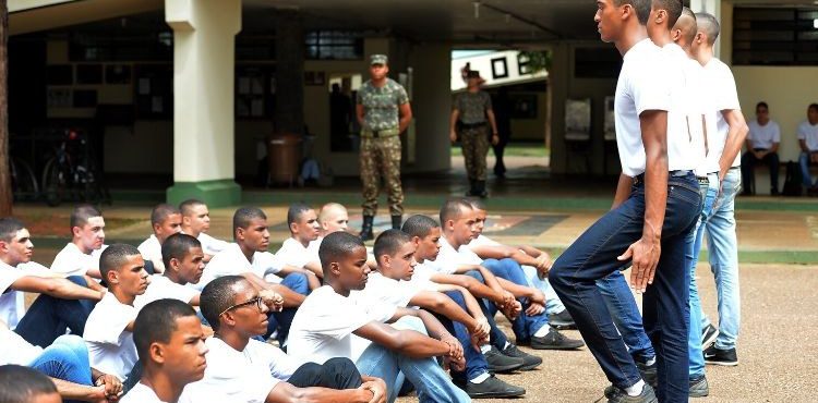 Serviço Militar deve incorporar 90 mil jovens no Exército, Marinha e Aeronáutica em 2020