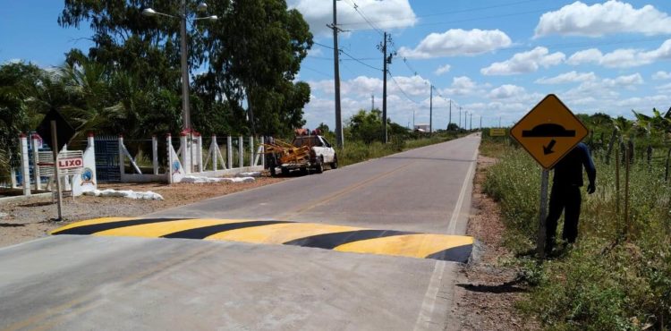 Responsável pelo trânsito de Juazeiro implanta redutores de velocidade entre o Rodeadouro e a Lagoa do Salitre