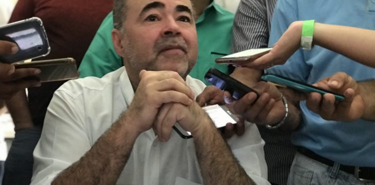 Julio escolhe pré-candidato do seu grupo político até sexta