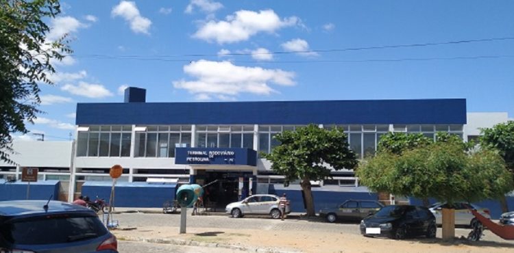 Em Petrolina, autor de facadas estava escondido no quartel do Corpo de Bombeiros