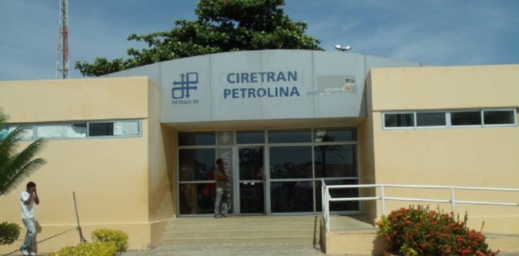 Leitor denuncia funcionamento da Ciretran de Petrolina