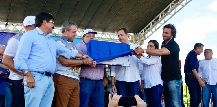 Paulo Câmara entrega ponte em Bodocó, beneficiando polo gesseiro e mais de 330 mil habitantes