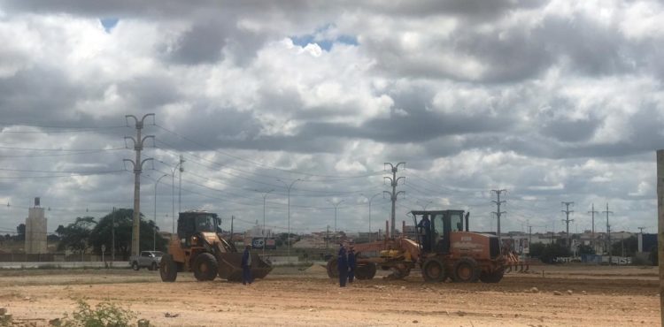 Obras do pátio do São João de Petrolina e do novo viaduto continuaram acontecendo normalmente nesta terça (24)