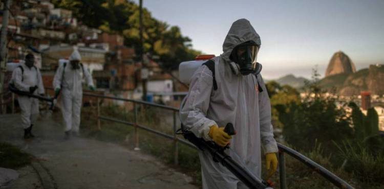 Se seguir ritmo atual, pandemia do coronavírus no Brasil irá até depois do Natal, aponta pesquisa