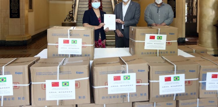 Pernambuco recebe doação de EPIs da Província de Sichuan, na China