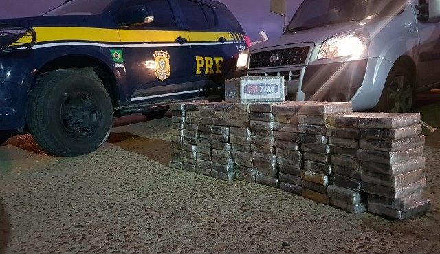 PRF prende homem com 109 quilos de cocaína na BR-407 em Jaguarari (BA)