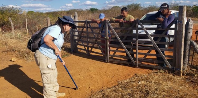 ‘Virou um pesadelo’, diz esposa de homem que encontrou meteorito de 38 kg na divisa entre Pernambuco e Piauí