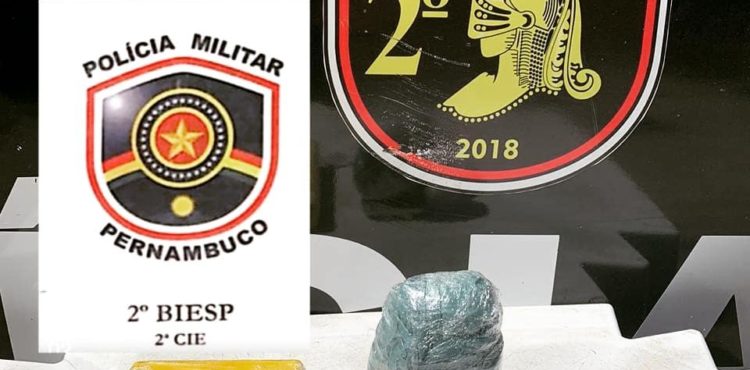 Policiais do 2°BIEsp apreendem uma barra de mais de 1kg de cocaína