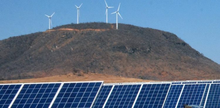 Bahia se consolida na liderança da geração de energia eólica e solar no país