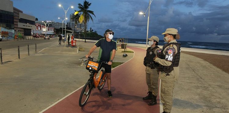 Ministro do STF nega pedido de Bolsonaro contra medidas de isolamento na Bahia