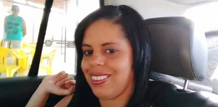 Mulher é assassinada a tiros no bairro Mandacaru, em Petrolina