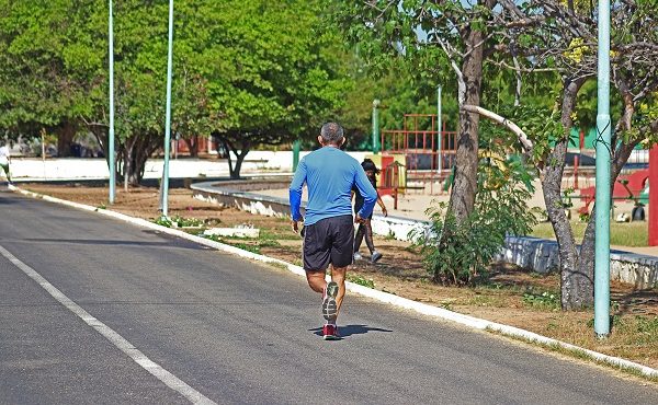 Esportes coletivos voltam a ser praticados em Petrolina