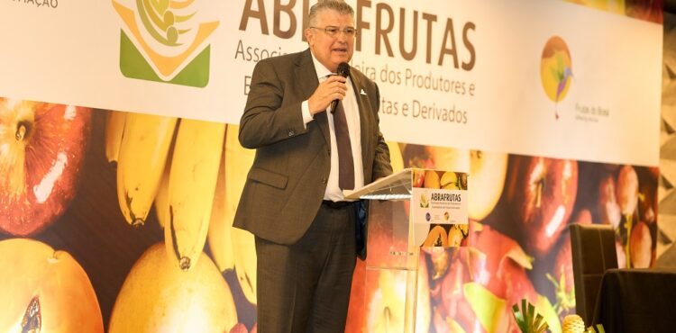 Guilherme Coelho é reeleito presidente da Abrafrutas para o triênio 2023-2026