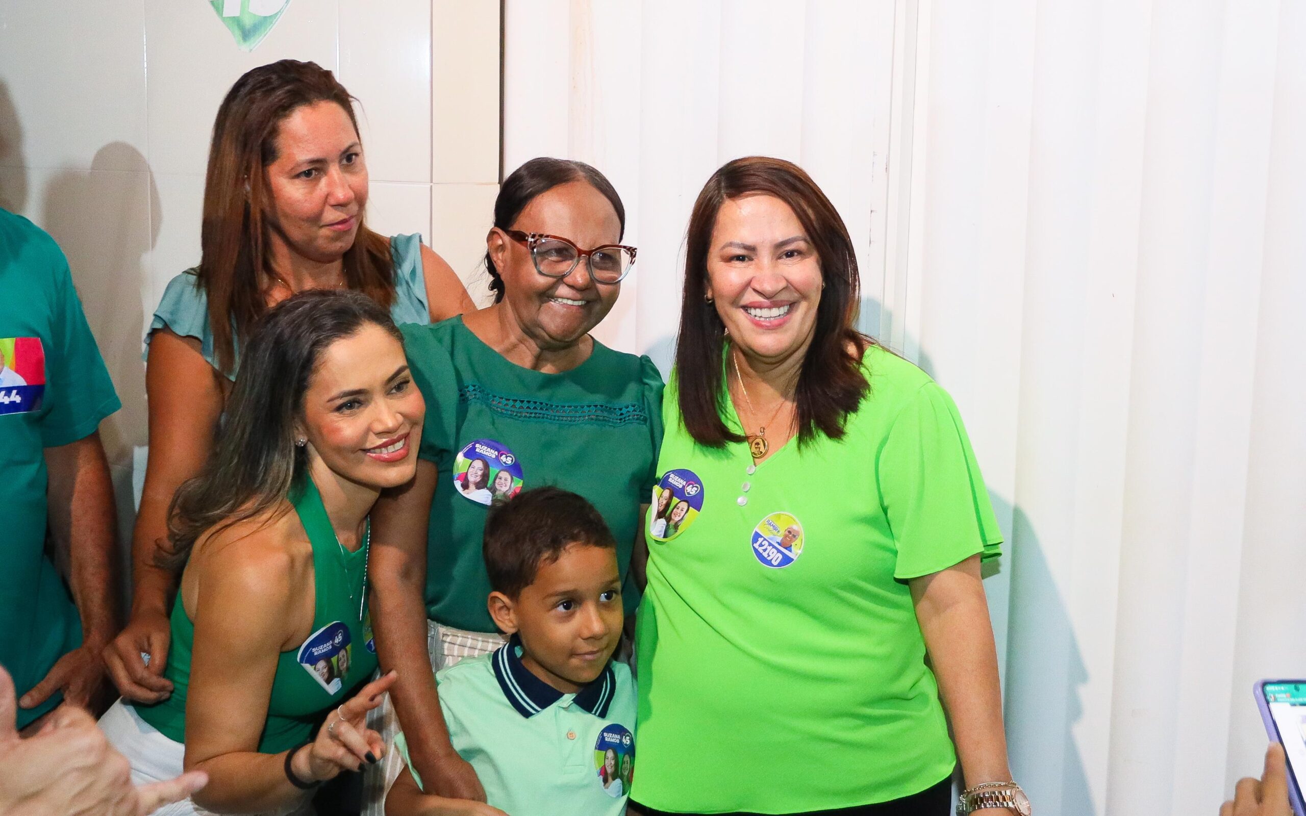 Bairro Alto da Maravilha “abraça” campanha de Suzana Ramos