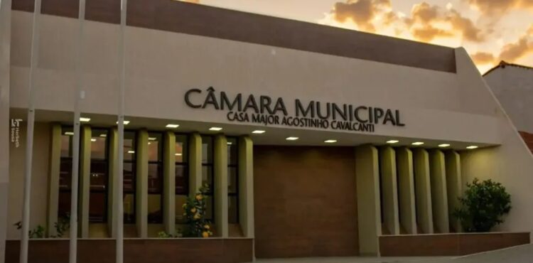 Câmara Municipal de Afrânio abre concurso público com vagas em três níveis de escolaridade