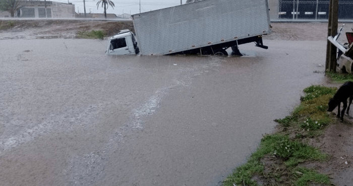 Defesa civil de Petrolina orienta sobre cuidados durante o período de chuvas