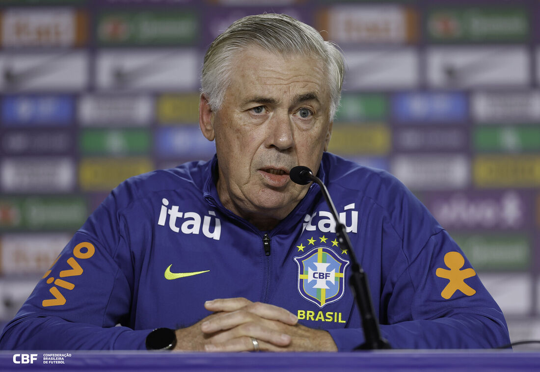 Carlo Ancelotti durante coletiva da seleção brasileira - Foto: @rafaelribeirorio / CBF